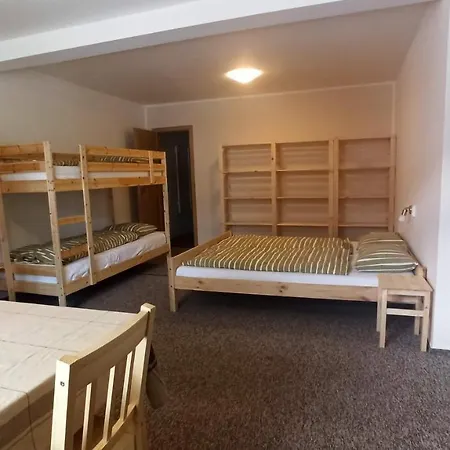 Pensión A Restaurace V Háji