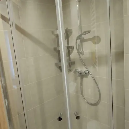 Pensión A Restaurace V Háji