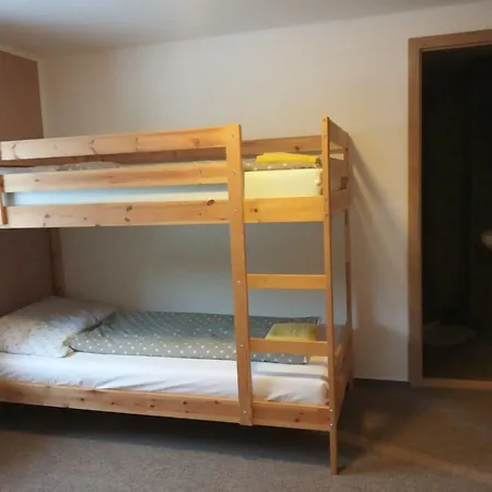 Pensjonat A Restaurace V Haji 3*