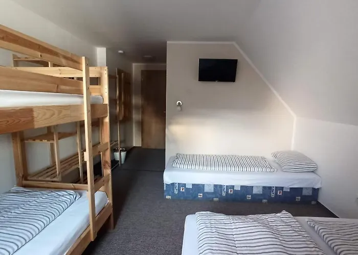 Pensión A Restaurace V Háji Loučná pod Klínovcem