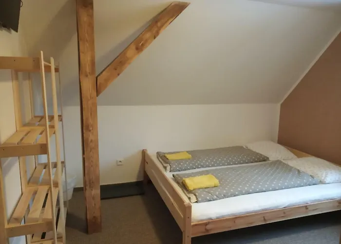 Pensión A Restaurace V Háji Loučná pod Klínovcem